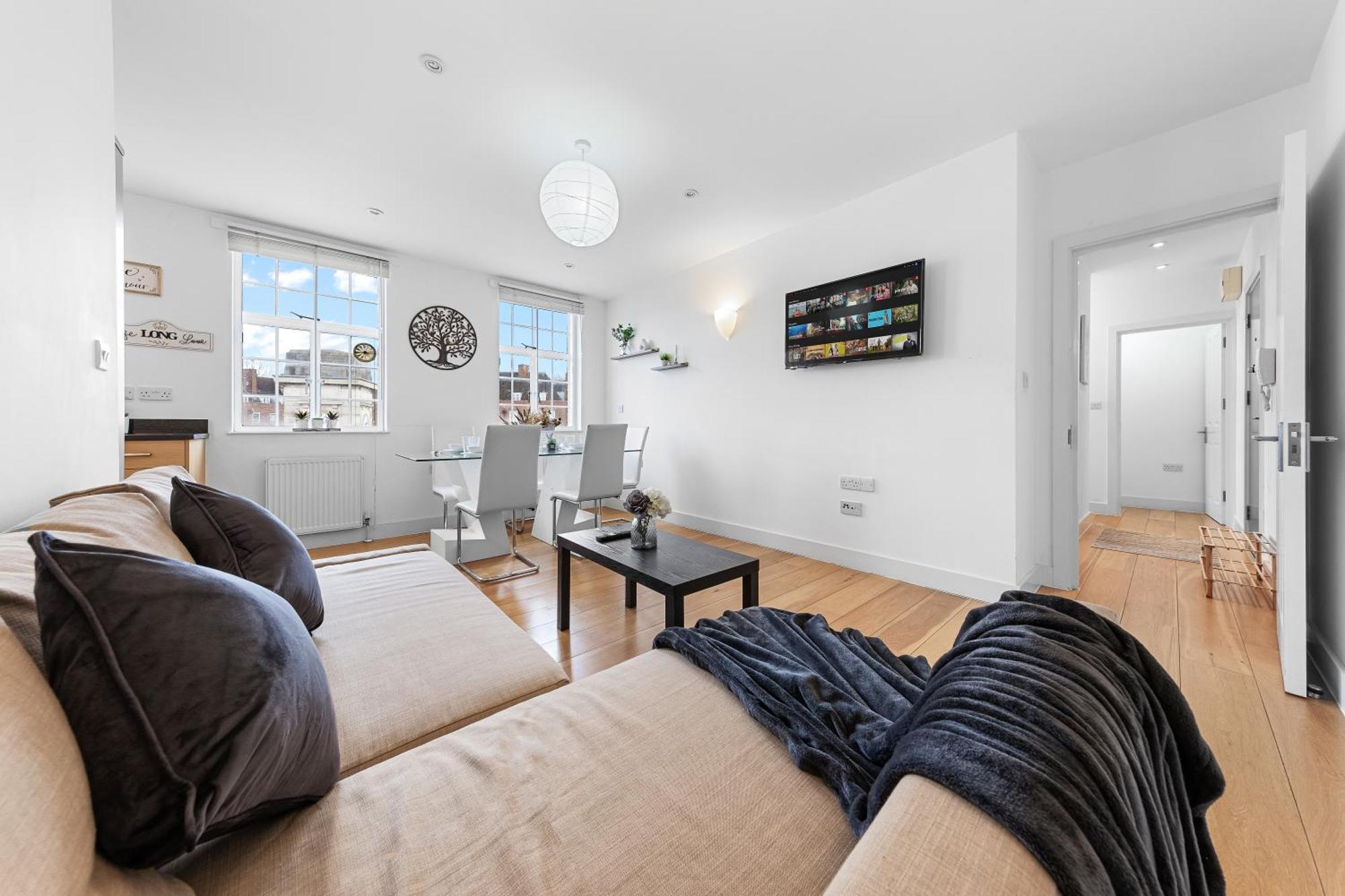 Appartamento Modern Flat In Stockwell, 10 Mins From Oxford Circus Londra Esterno foto