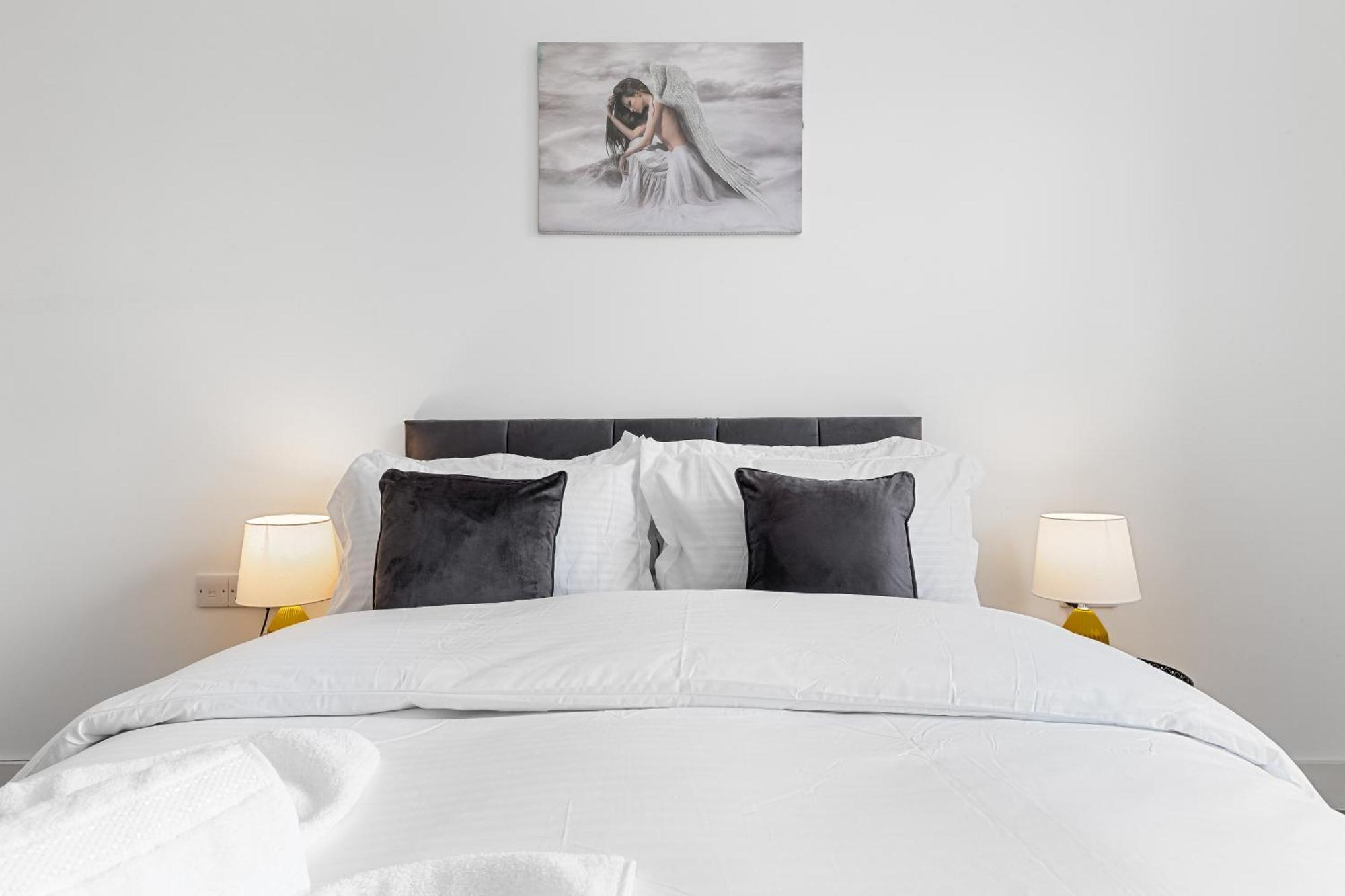 Appartamento Modern Flat In Stockwell, 10 Mins From Oxford Circus Londra Esterno foto