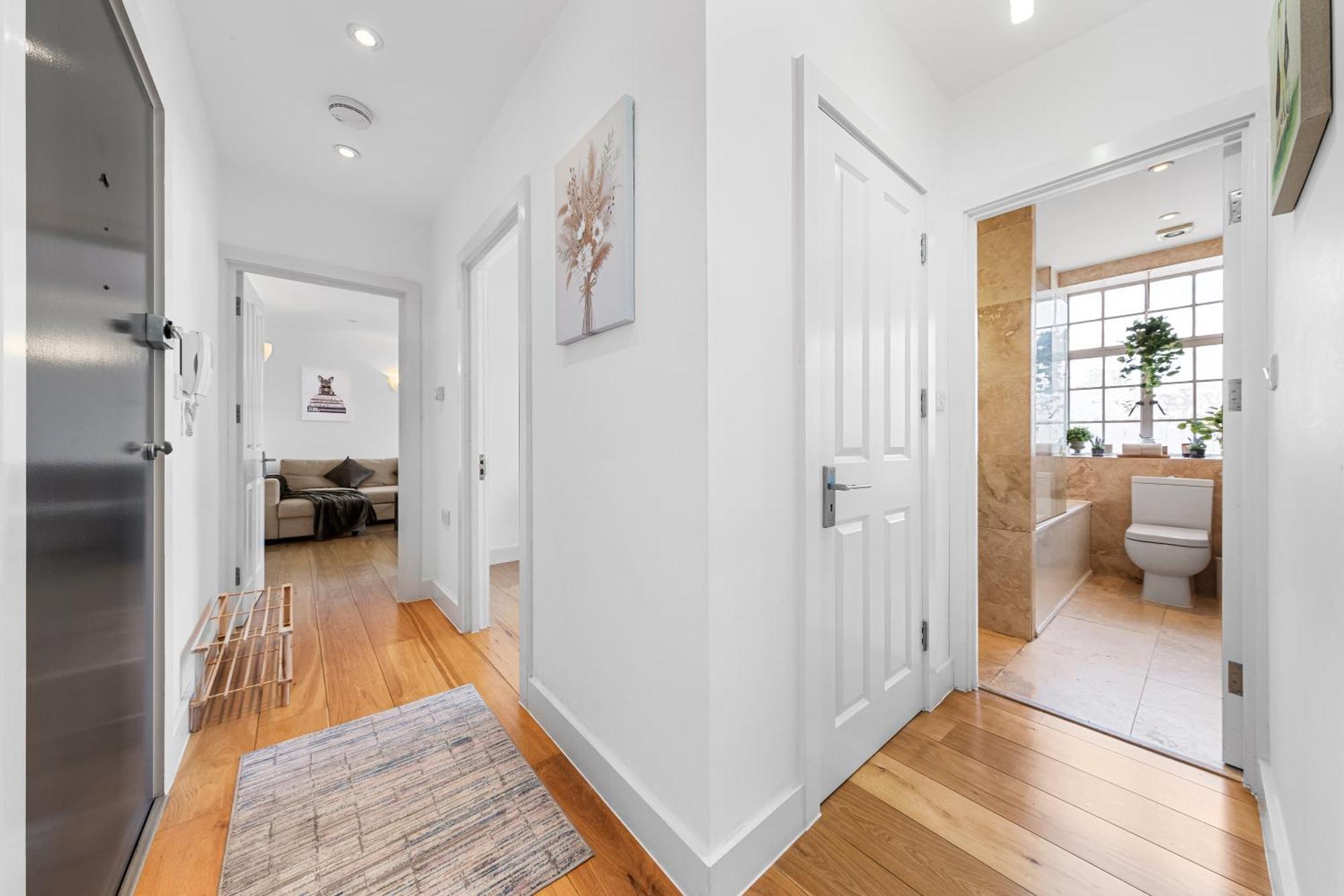 Appartamento Modern Flat In Stockwell, 10 Mins From Oxford Circus Londra Esterno foto