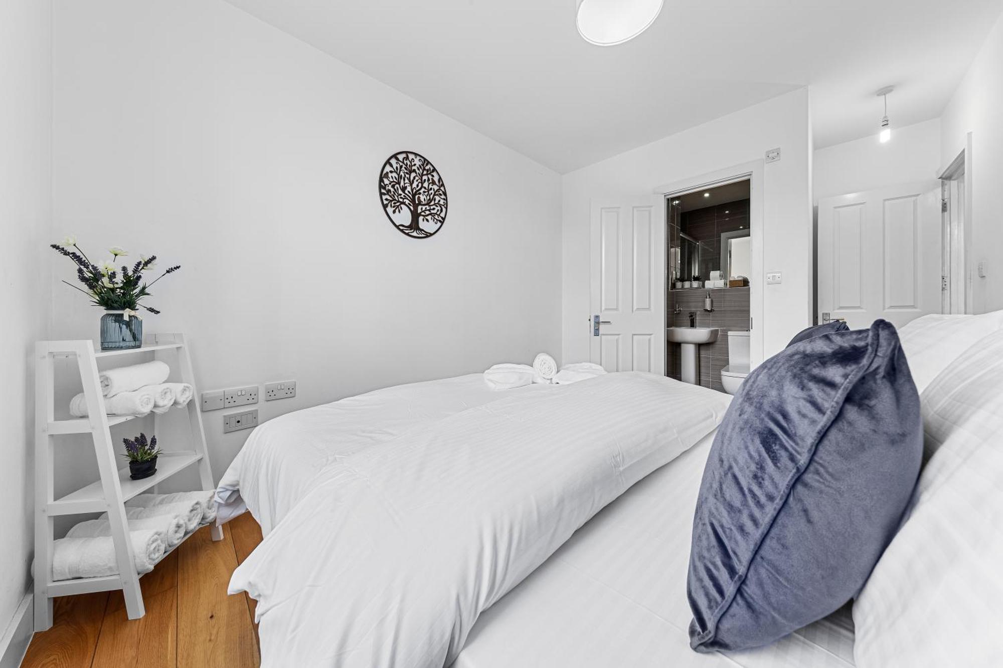 Appartamento Modern Flat In Stockwell, 10 Mins From Oxford Circus Londra Esterno foto